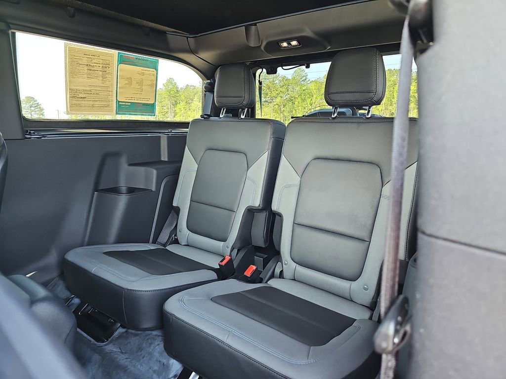 Used 2023 Ford Bronco Black Diamond w/ Sasquatch Package image 19