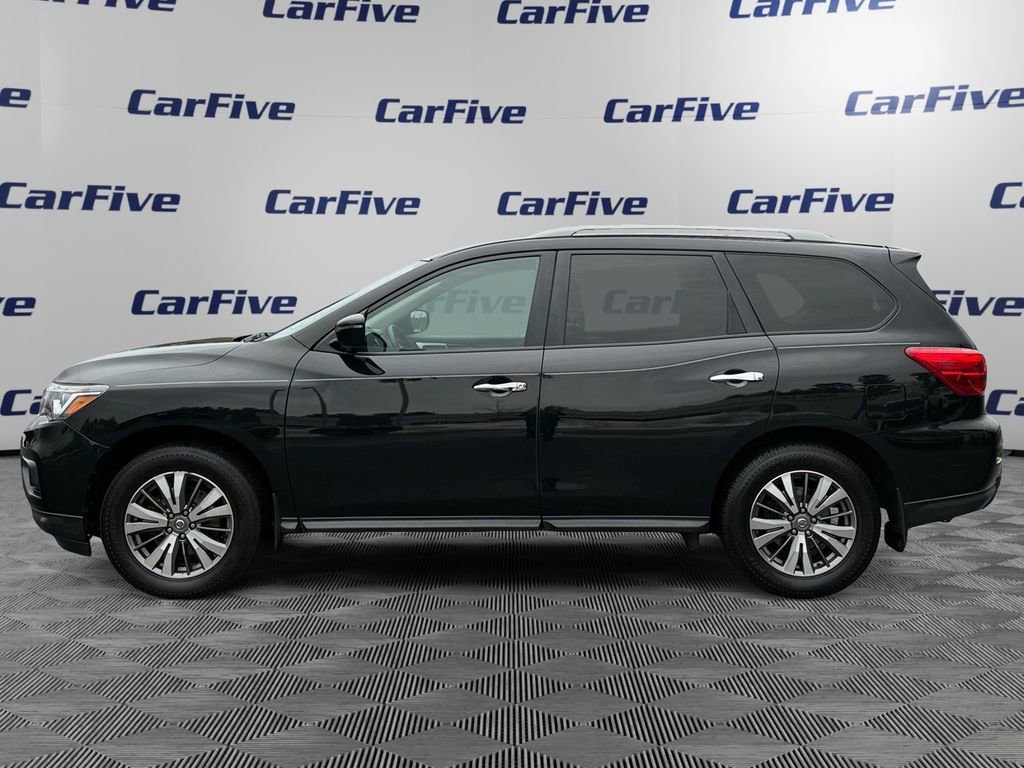 Used 2020 Nissan Pathfinder S image 2