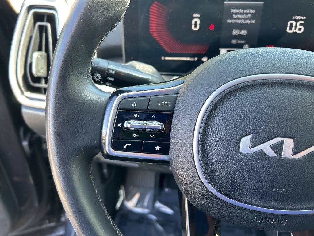 Used 2024 Kia Sorento S image 22
