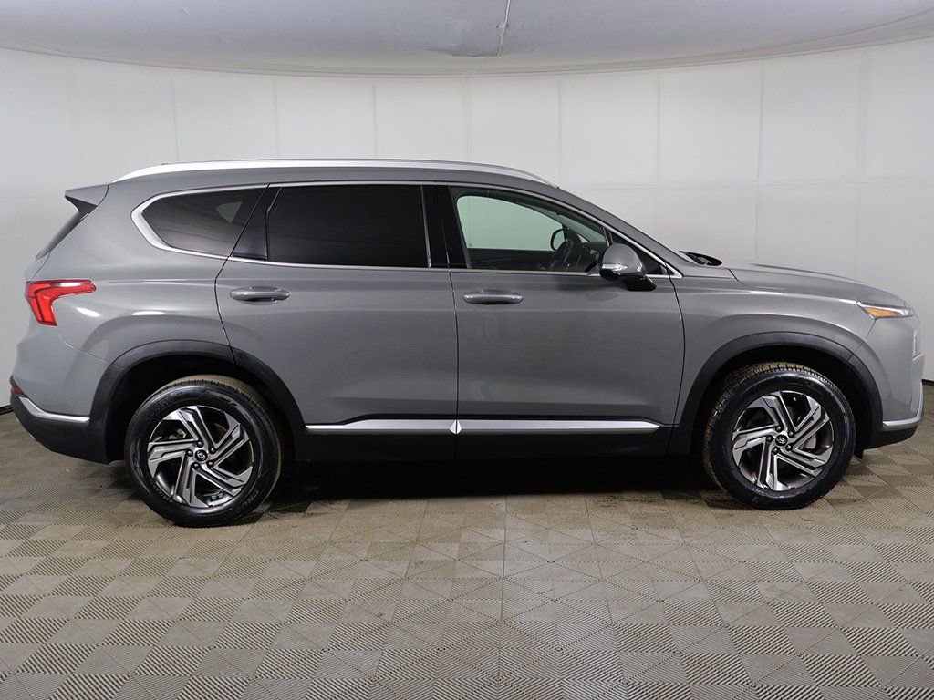 Used 2023 Hyundai Santa Fe SEL w/ Premium Package image 16