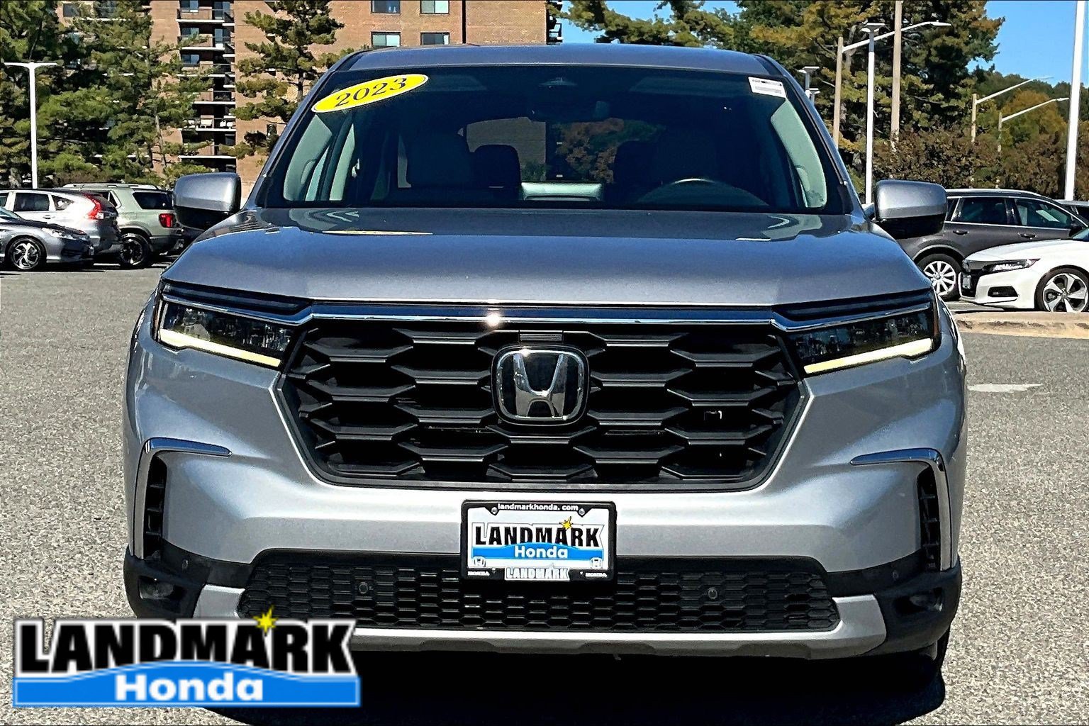 Used 2023 Honda Pilot EX-L image 3