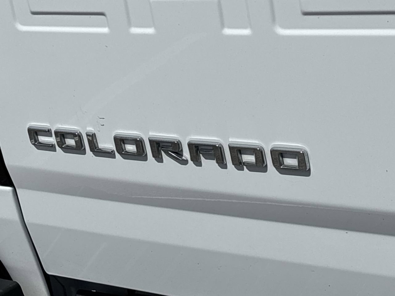 Used 2022 Chevrolet Colorado LT w/ LT Convenience Package image 8