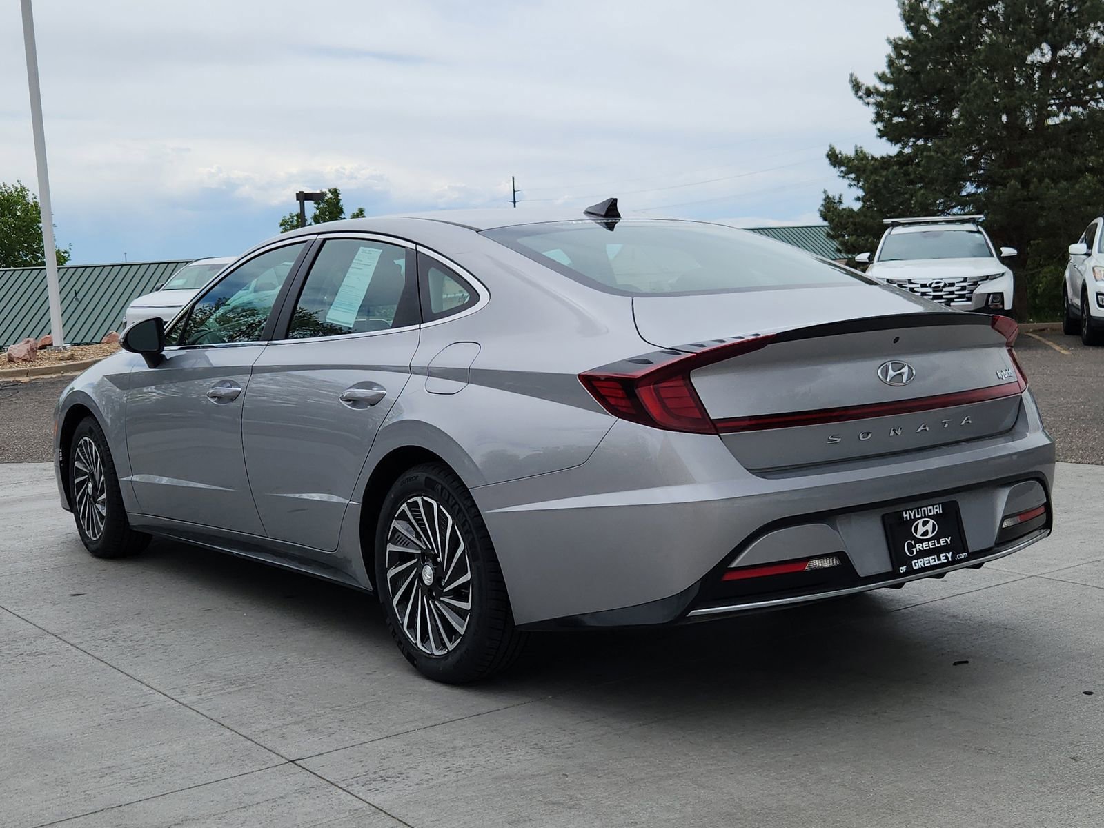 Used 2023 Hyundai Sonata SEL FWD image 3