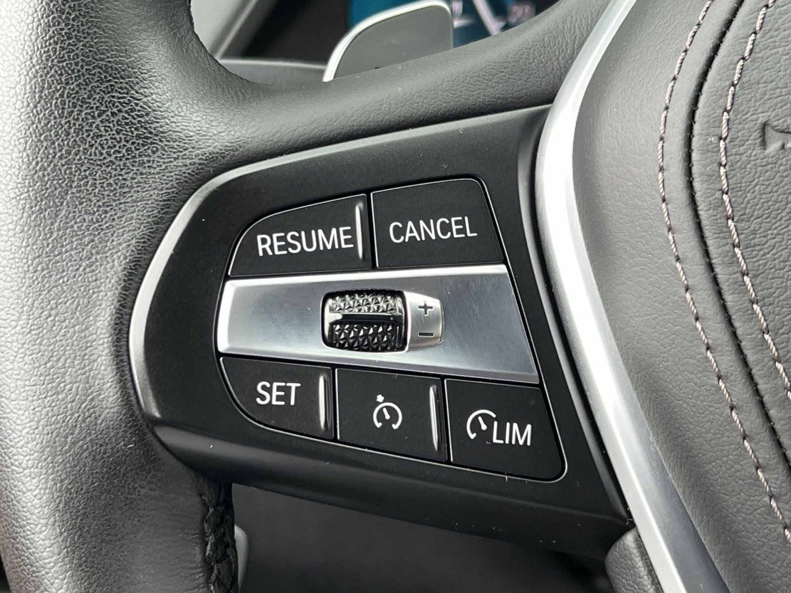 Used 2023 BMW X5 xDrive45e w/ Executive Package image 31