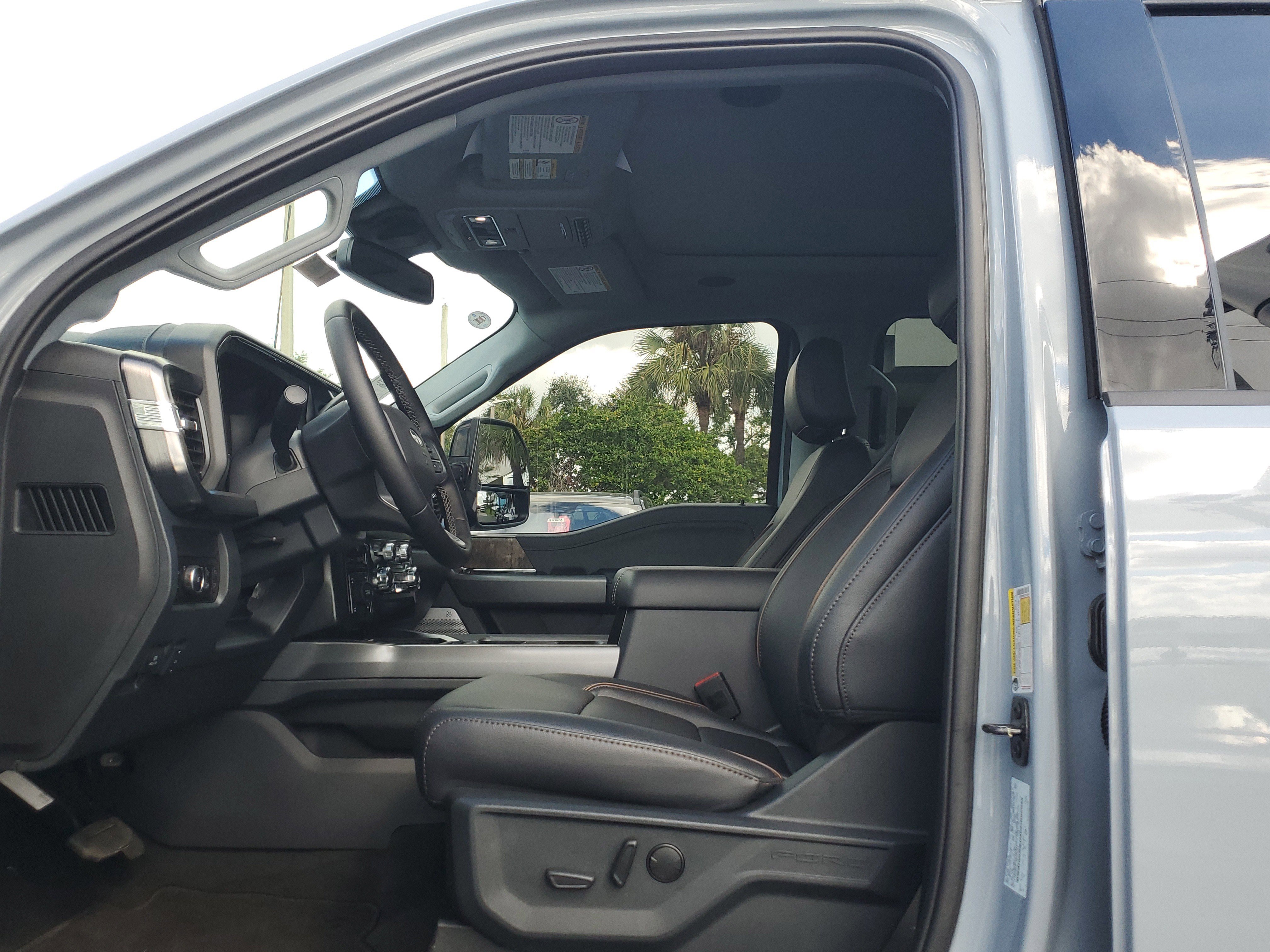 New 2026 Ford F250 Lariat w/ Black Appearance Package image 16