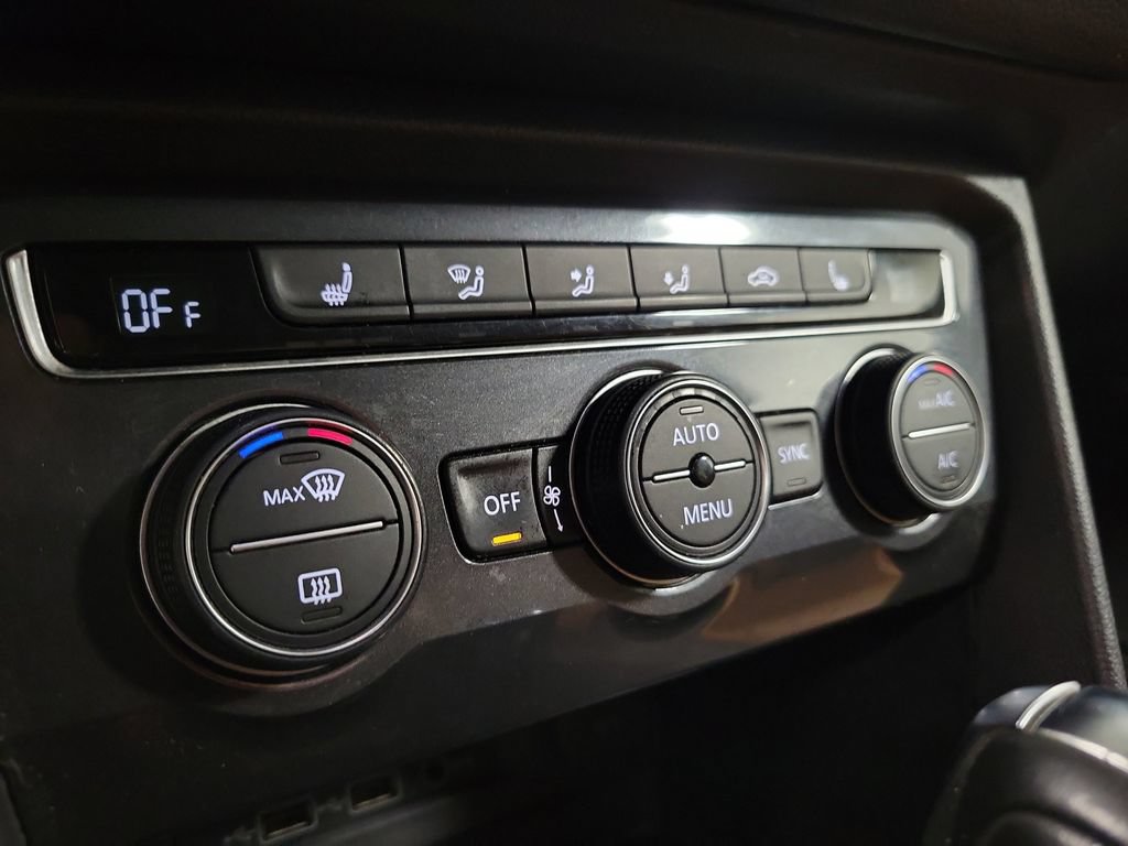 Used 2019 Volkswagen Tiguan SE w/ Panoramic Sunroof Package AWD/4WD image 19