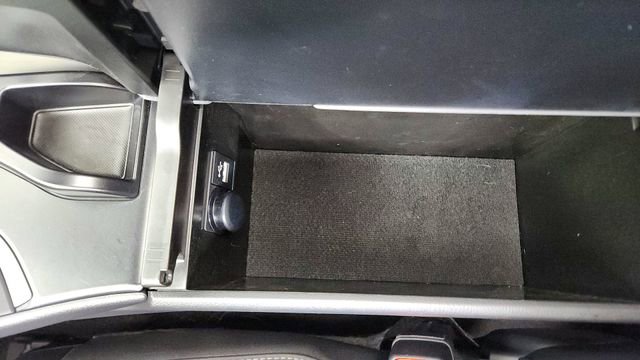 Used 2024 Lexus UX 250h FWD image 51