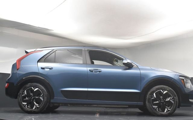 Certified 2024 Kia Niro Wind w/ Wind Preserve Package image 39
