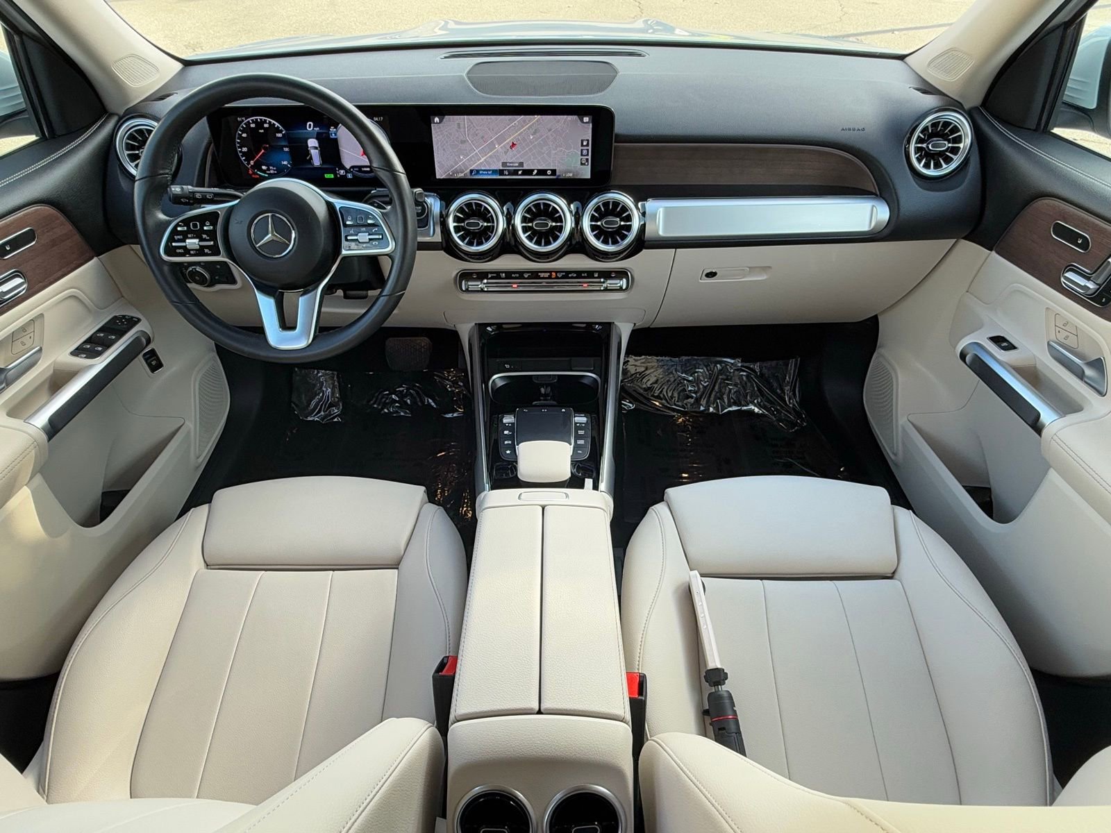 Used 2023 Mercedes-Benz EQB 300 4MATIC image 33