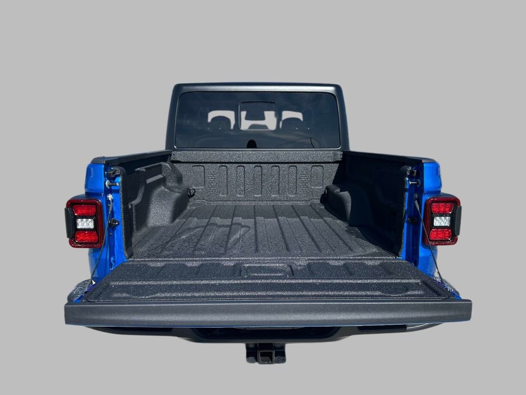 New 2026 Jeep Gladiator Willys image 5