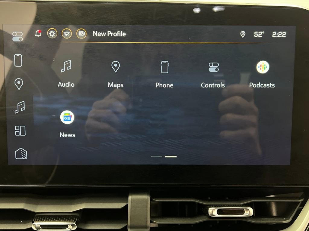 Used 2025 Chevrolet Equinox LT image 46