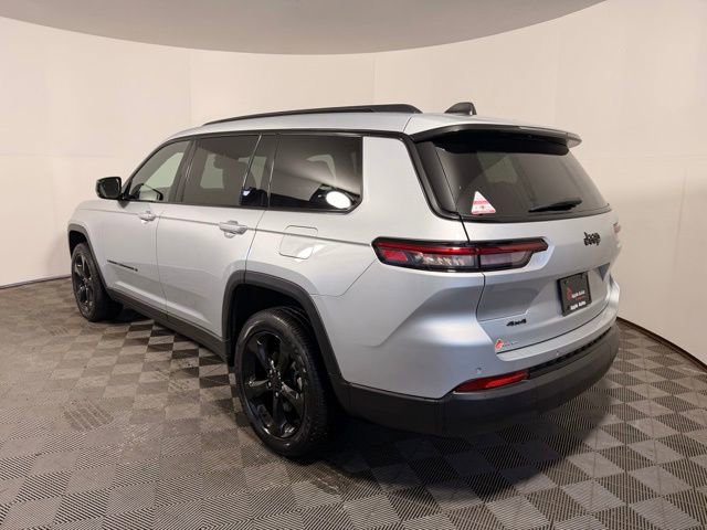 Used 2023 Jeep Grand Cherokee L Laredo AWD/4WD image 7