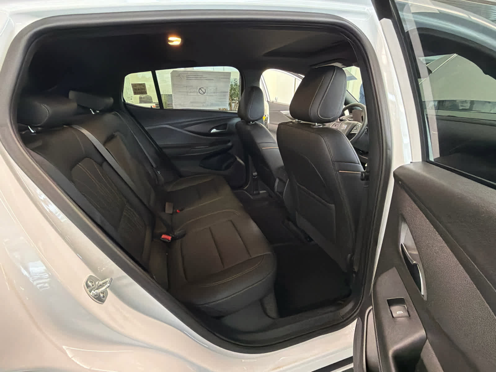 New 2026 Buick Envista Avenir FWD image 13