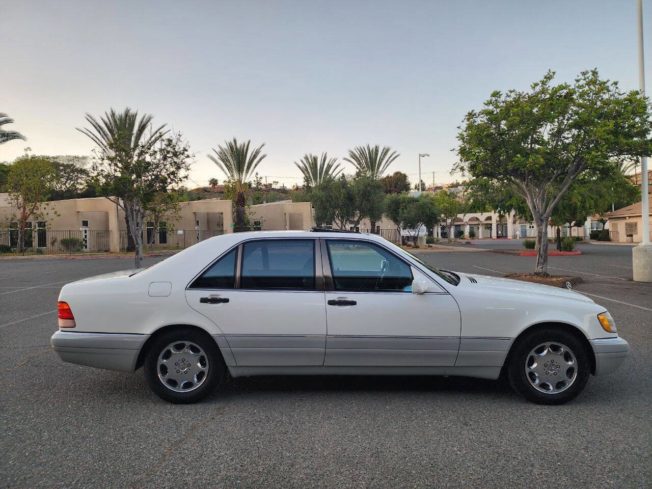 Used 1996 Mercedes-Benz S 420 image 8