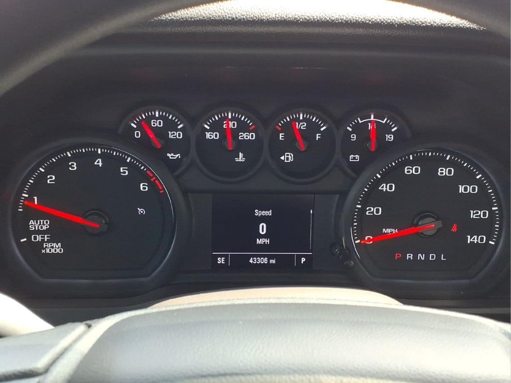 Used 2024 Chevrolet Silverado 1500 Custom w/ Turbomax Blackout Package RWD image 23