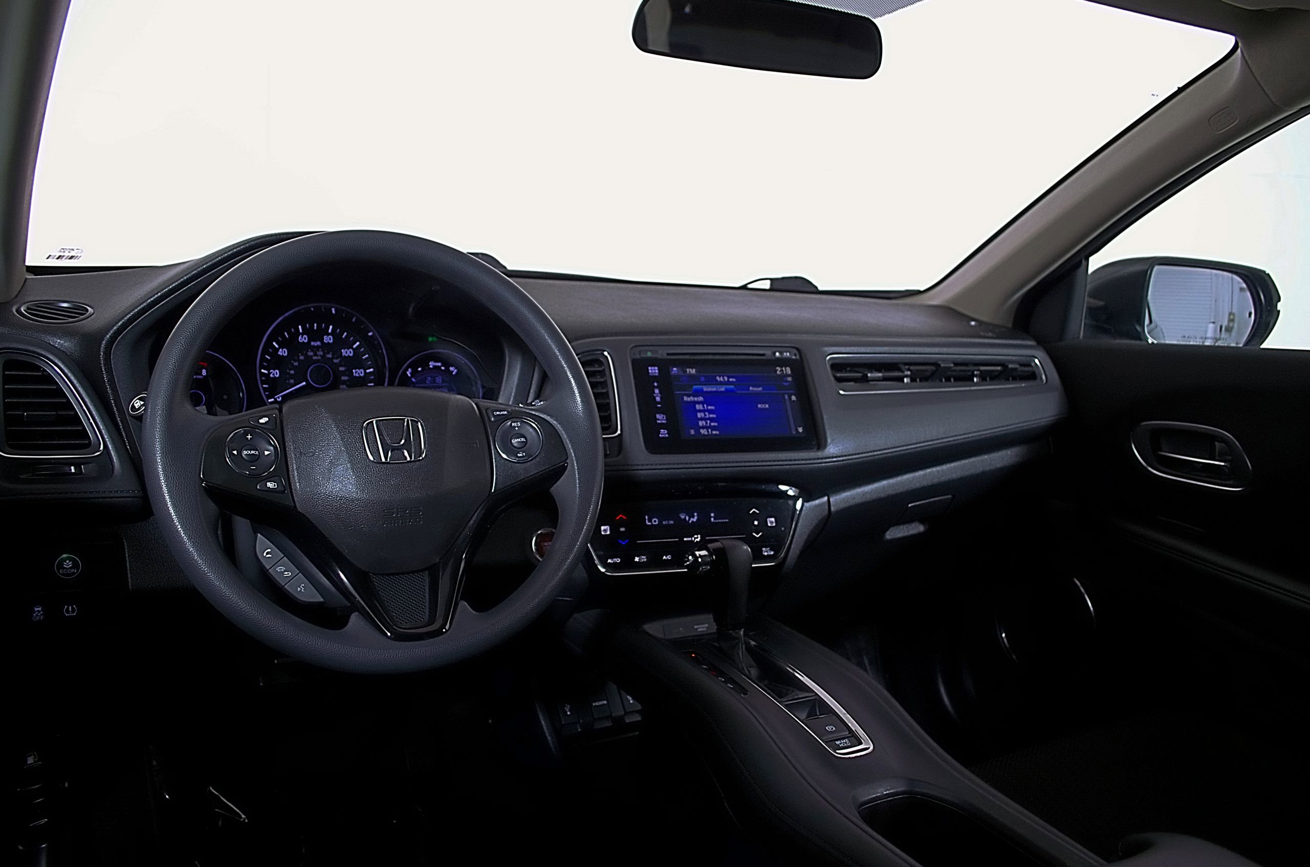 Used 2018 Honda HR-V EX image 12