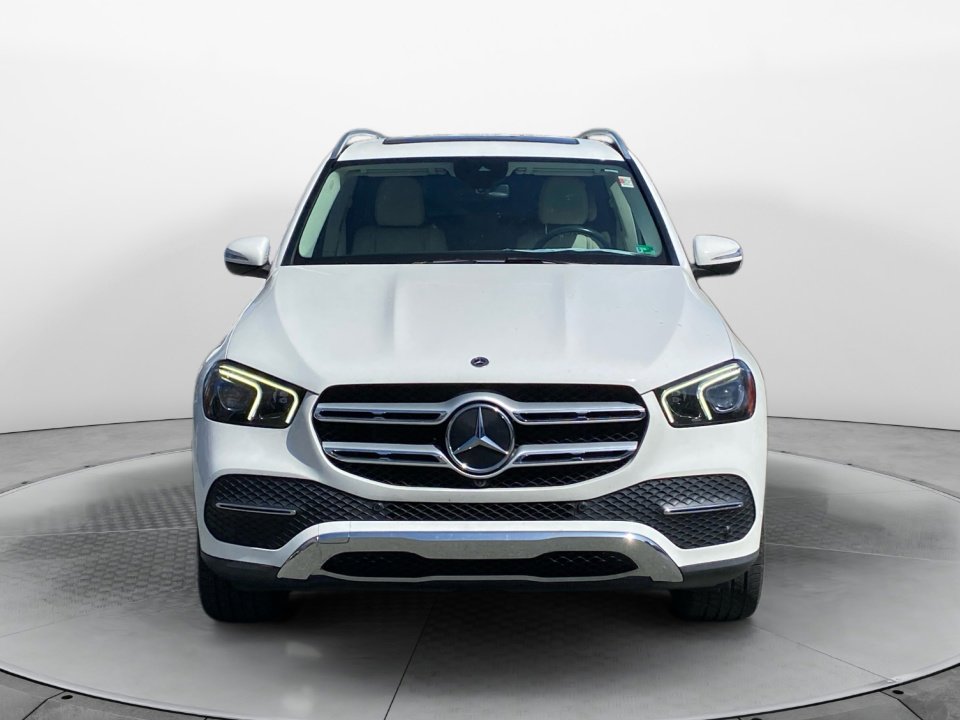 Used 2021 Mercedes-Benz GLE 350 4MATIC image 2