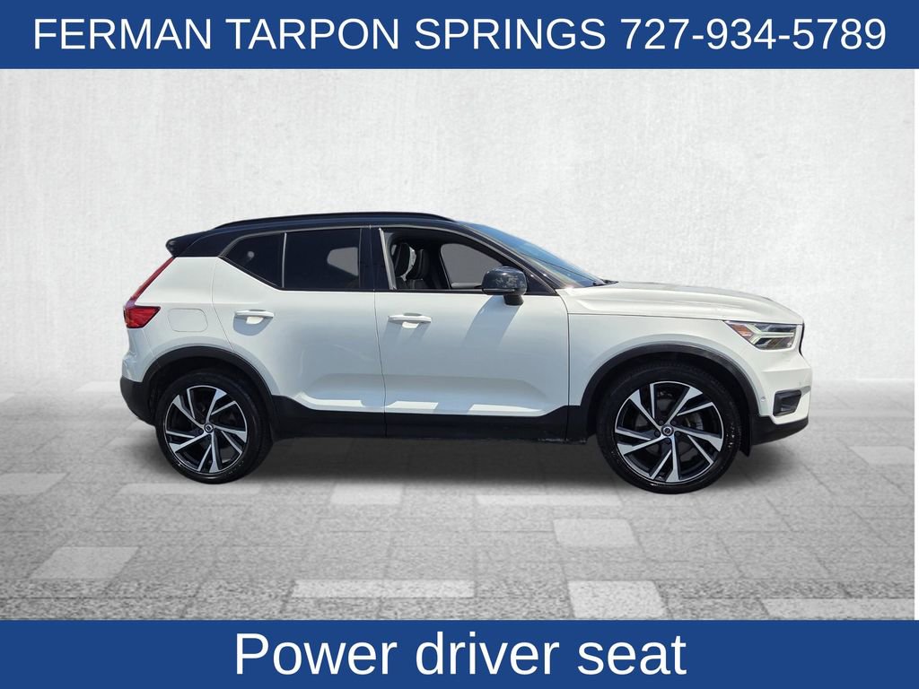 Used 2020 Volvo XC40 T4 R-Design w/ Protection Package Premier image 11