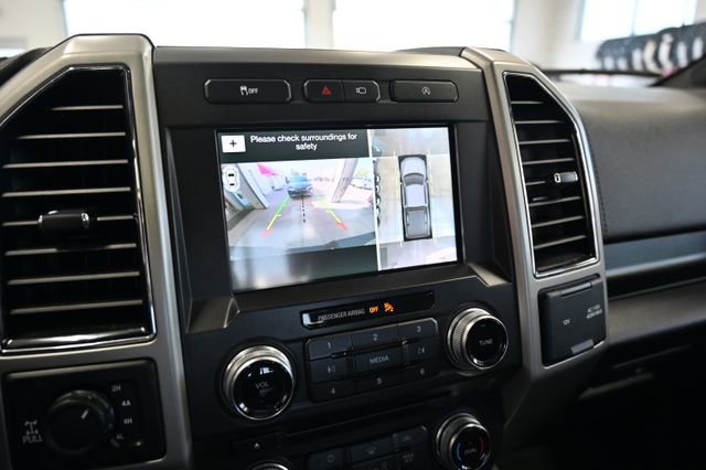 Used 2018 Ford F150 Lariat w/ Equipment Group 502A Luxury AWD/4WD image 17
