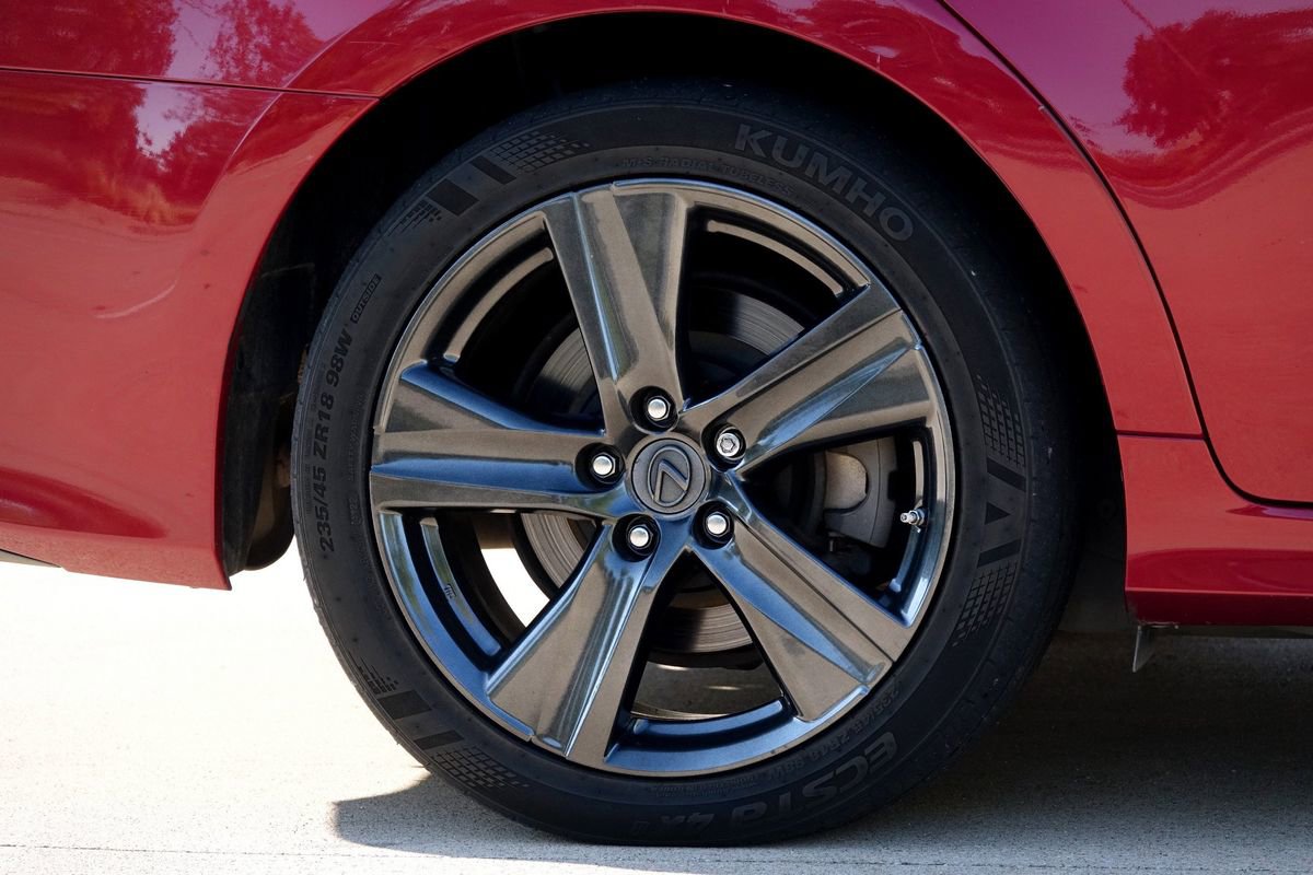 Used 2016 Lexus GS 200t image 28