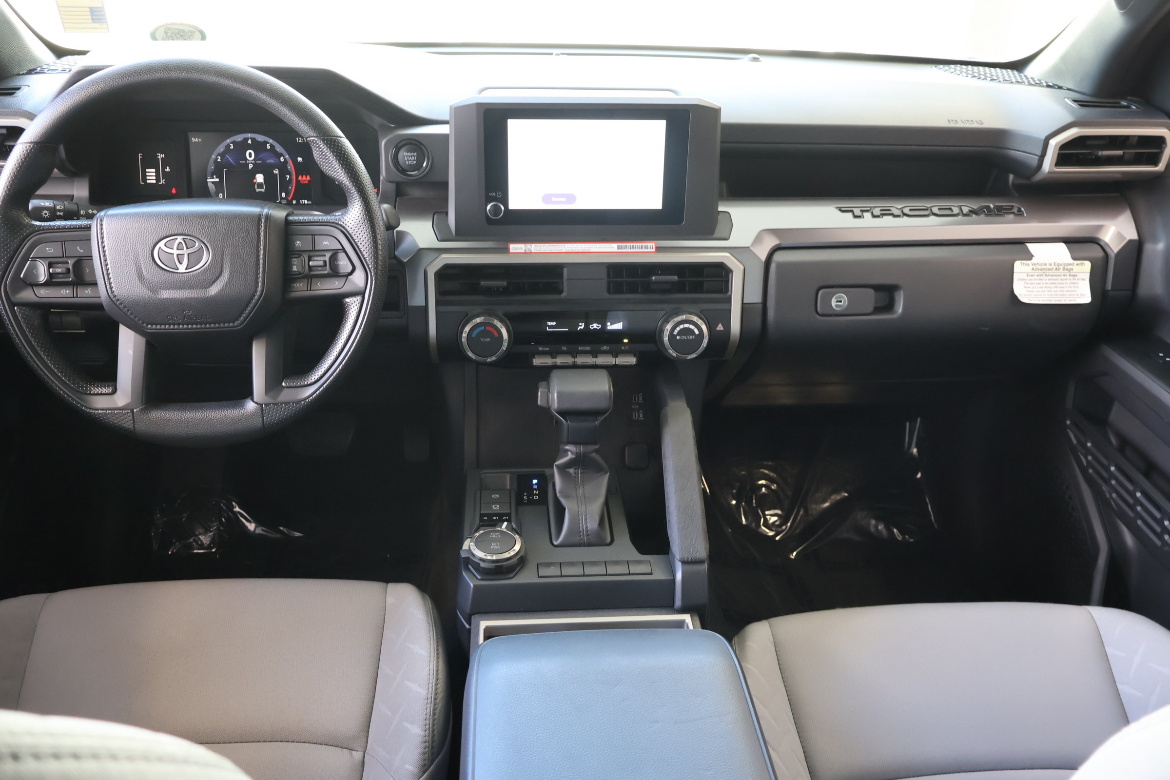 Used 2026 Toyota Tacoma SR5 AWD/4WD image 16