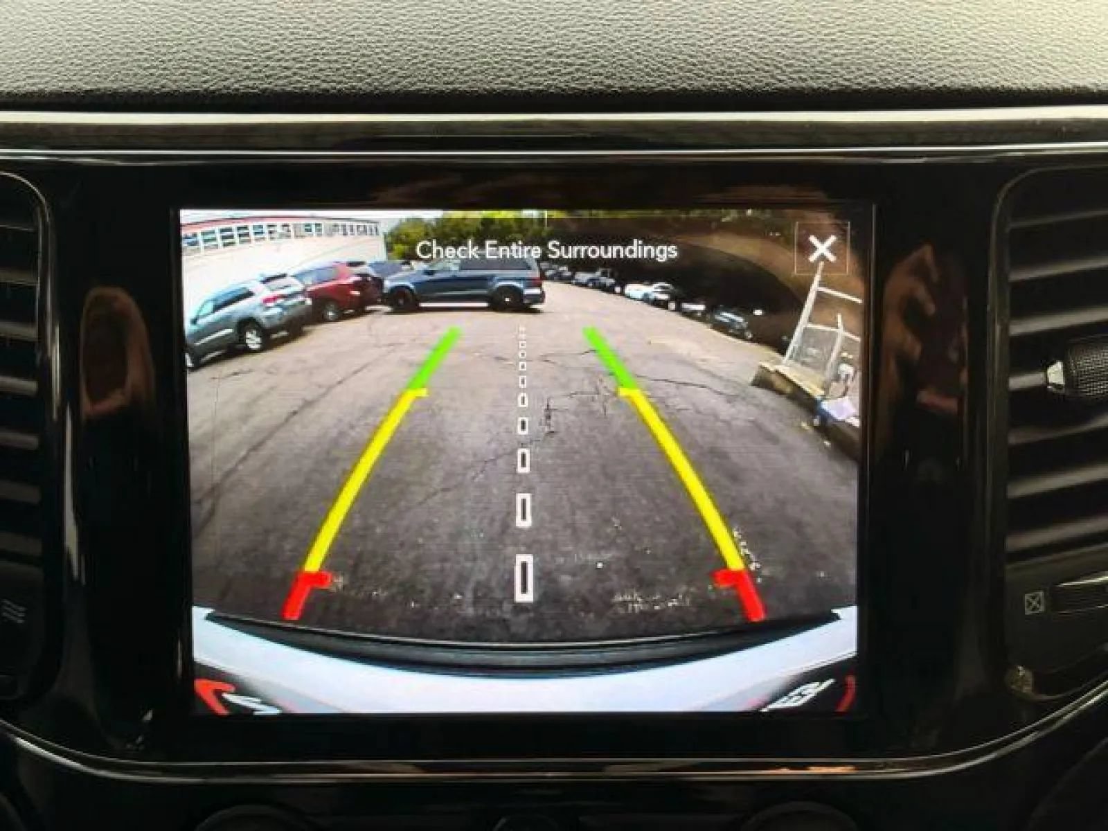 Used 2020 Jeep Grand Cherokee Altitude AWD/4WD image 28