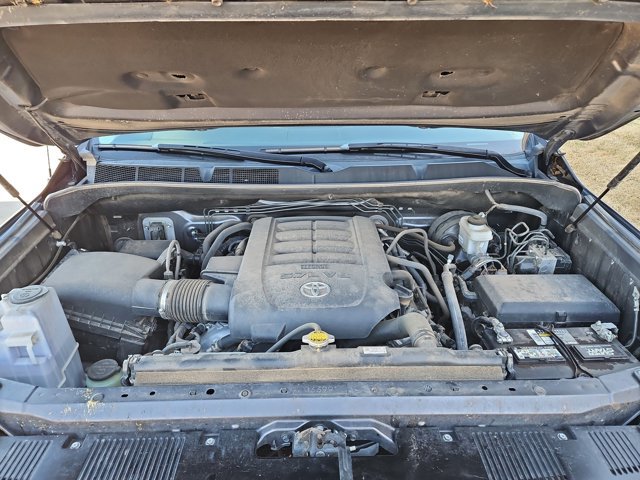 Used 2017 Toyota Tundra SR5 w/ SR5 Upgrade Package AWD/4WD image 22