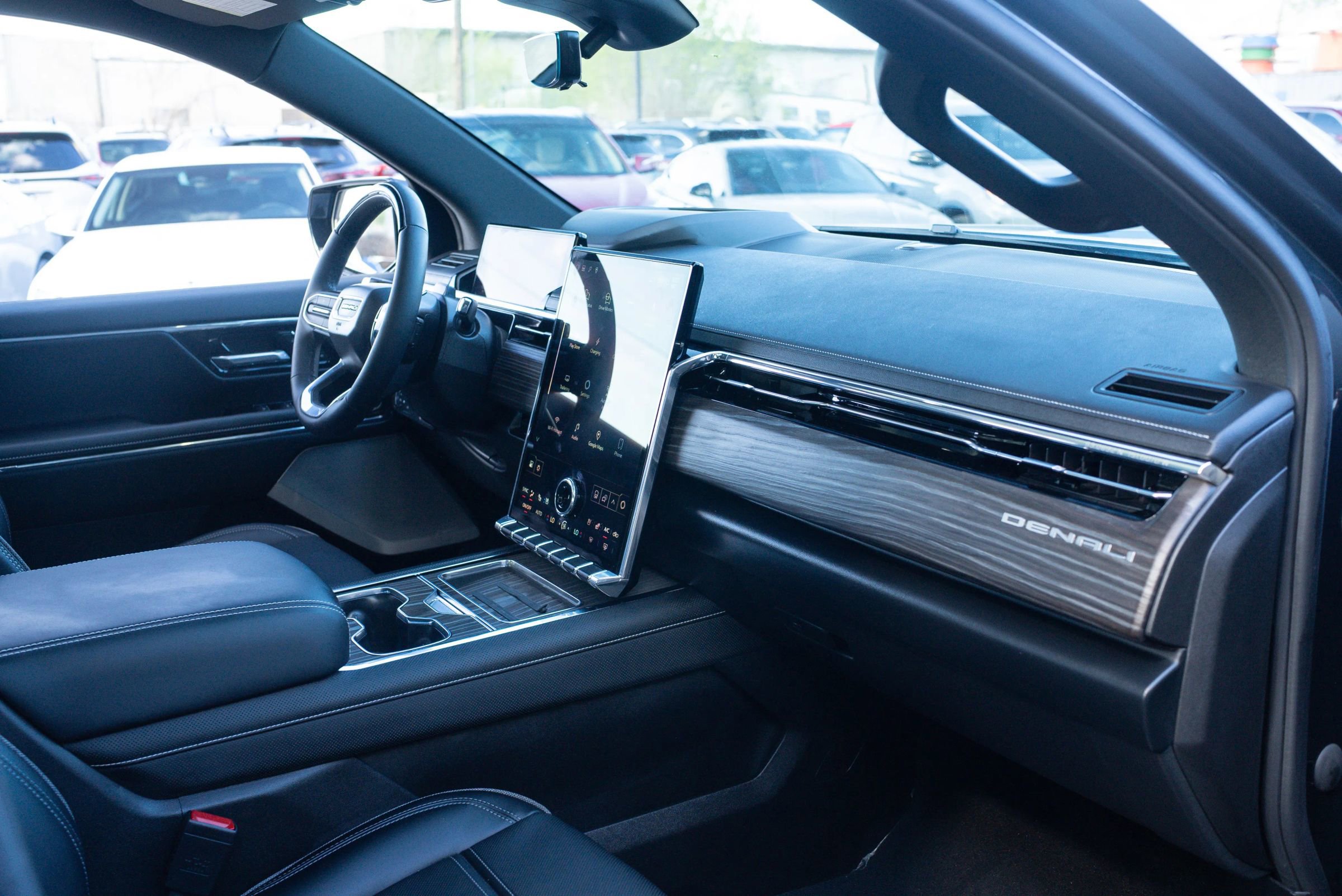 Used 2025 GMC Sierra EV Denali image 27