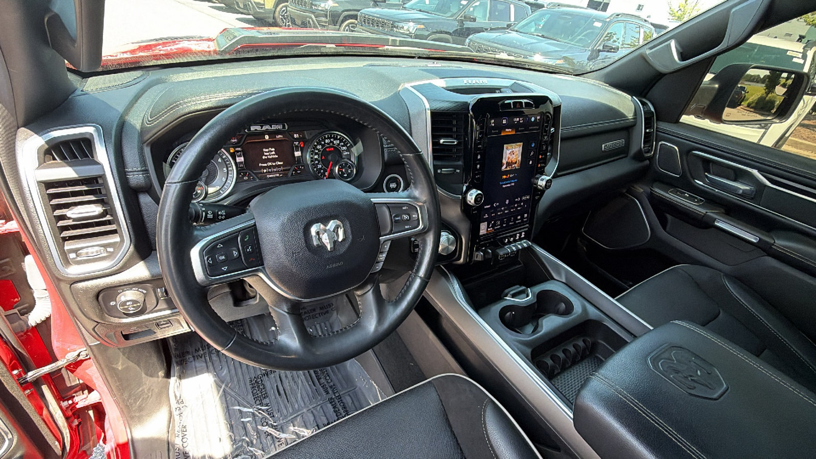 Used 2023 RAM 1500 Laramie AWD/4WD image 26