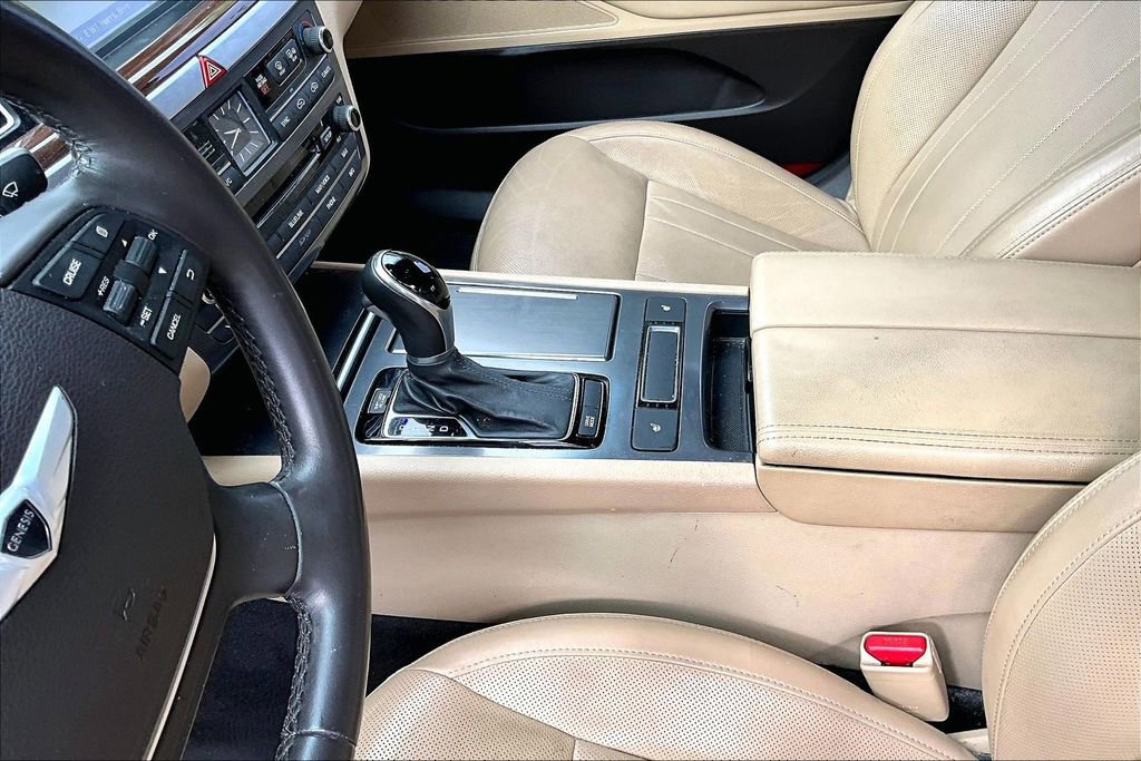 Used 2016 Hyundai Genesis 3.8 RWD image 13