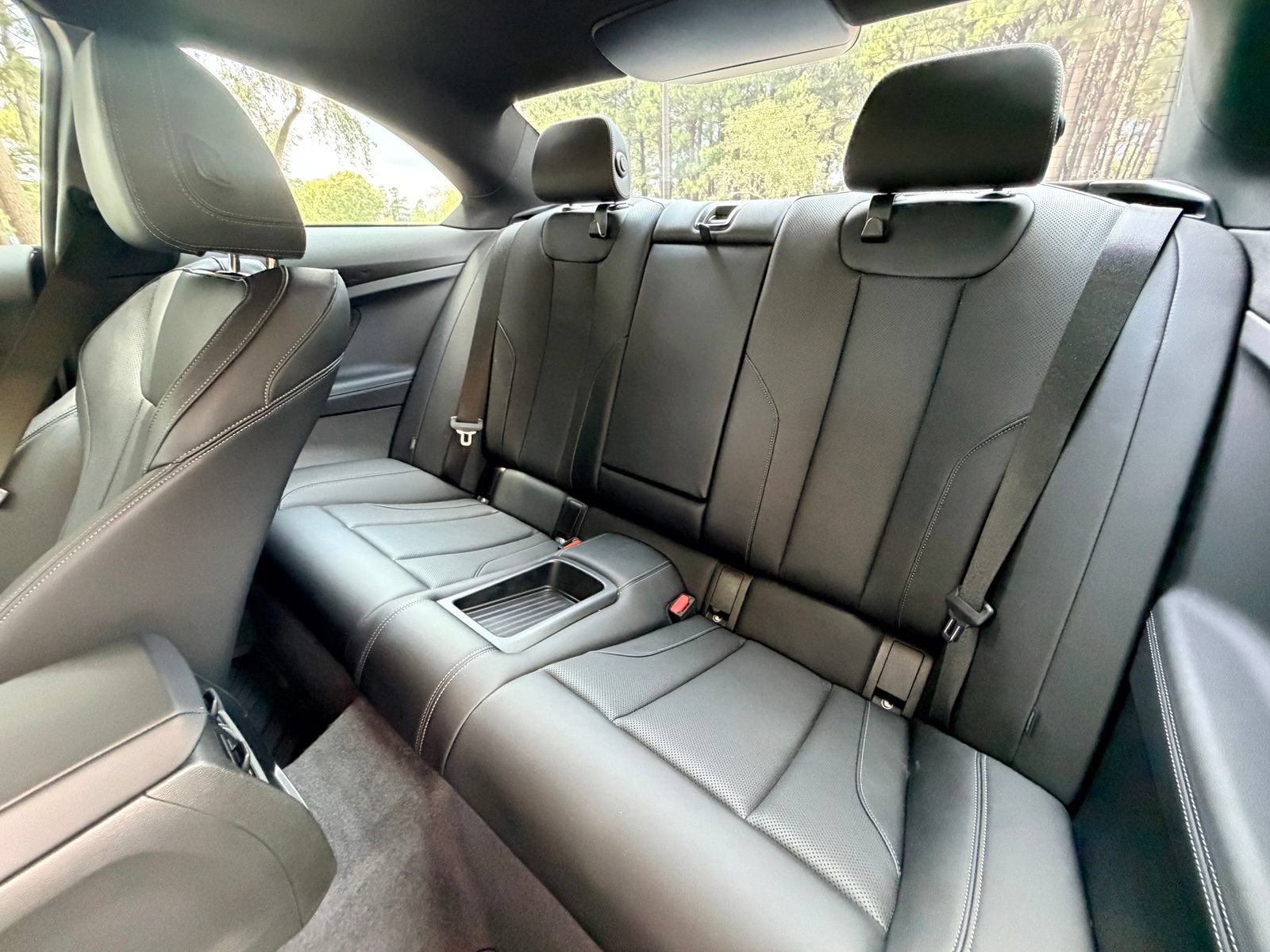 Used 2024 BMW 230i Coupe w/ Premium Package RWD image 12