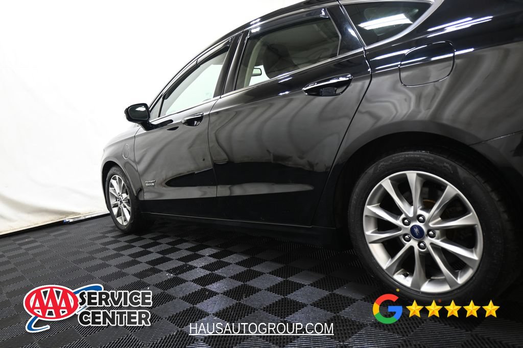 Used 2017 Ford Fusion Energi Titanium FWD image 15