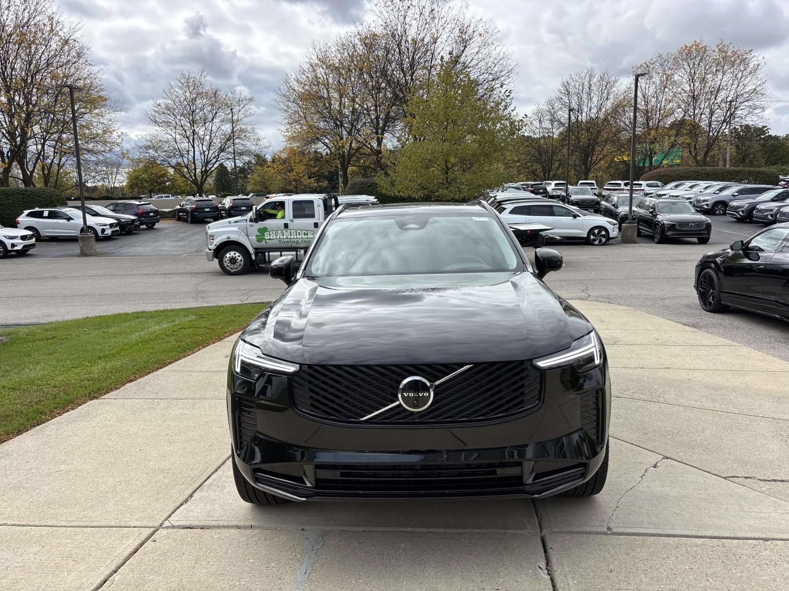 Used 2026 Volvo XC90 B6 Ultra w/ Protection Package Premier AWD/4WD image 2