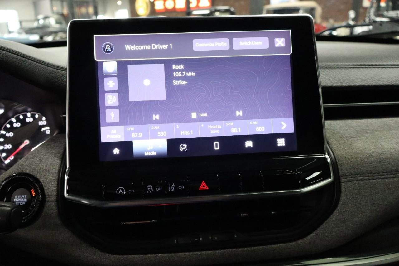 Used 2023 Jeep Compass Sport image 15