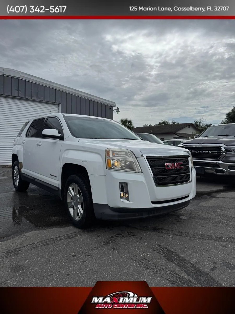 Used 2011 GMC Terrain SLE FWD image 2