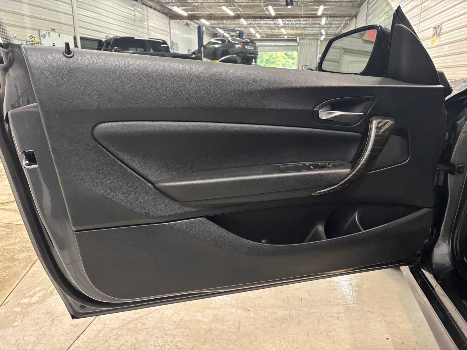 Used 2017 BMW 230i xDrive Coupe AWD/4WD image 9