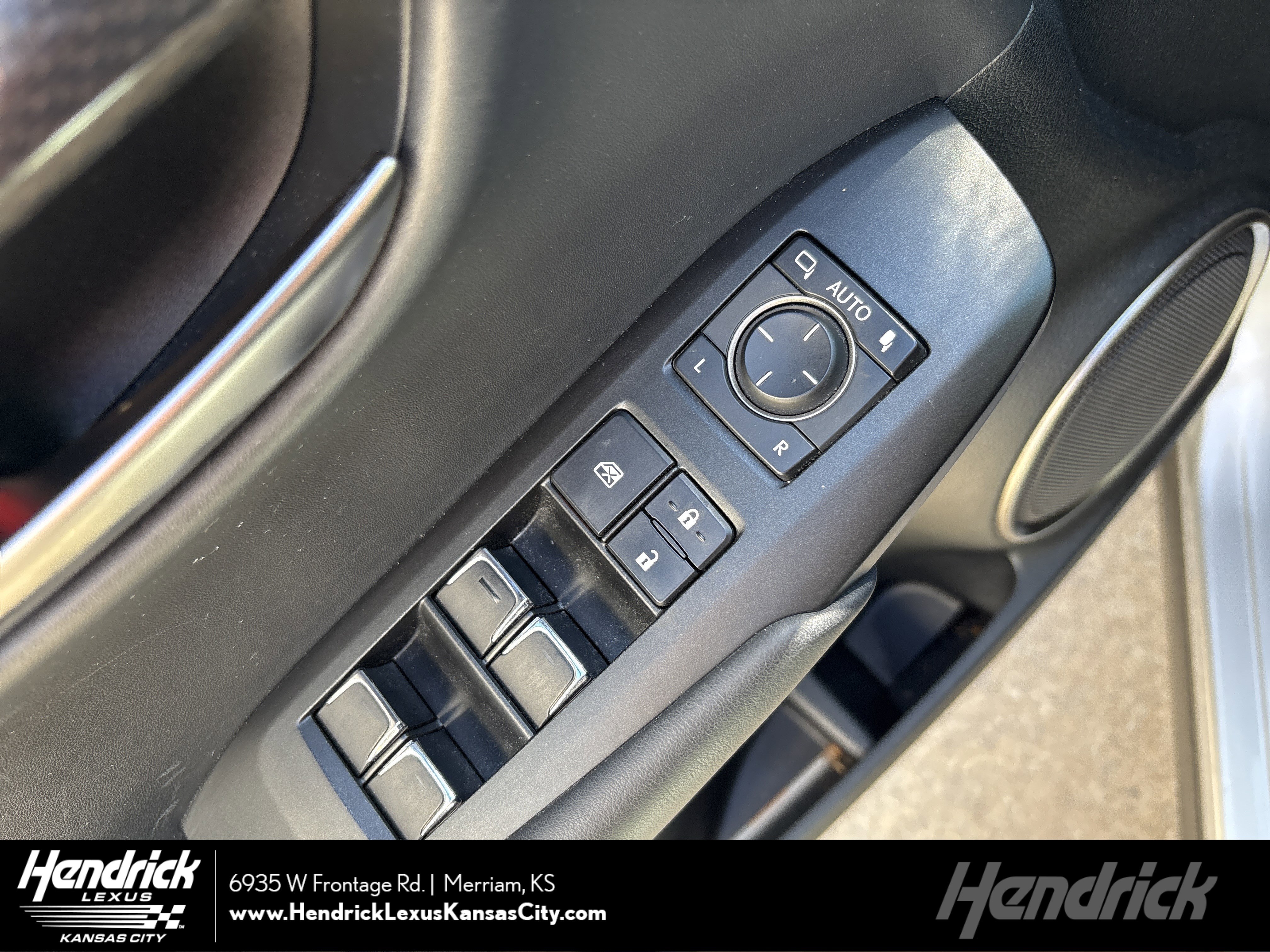 Used 2019 Lexus NX 300h AWD w/ Premium Package image 1
