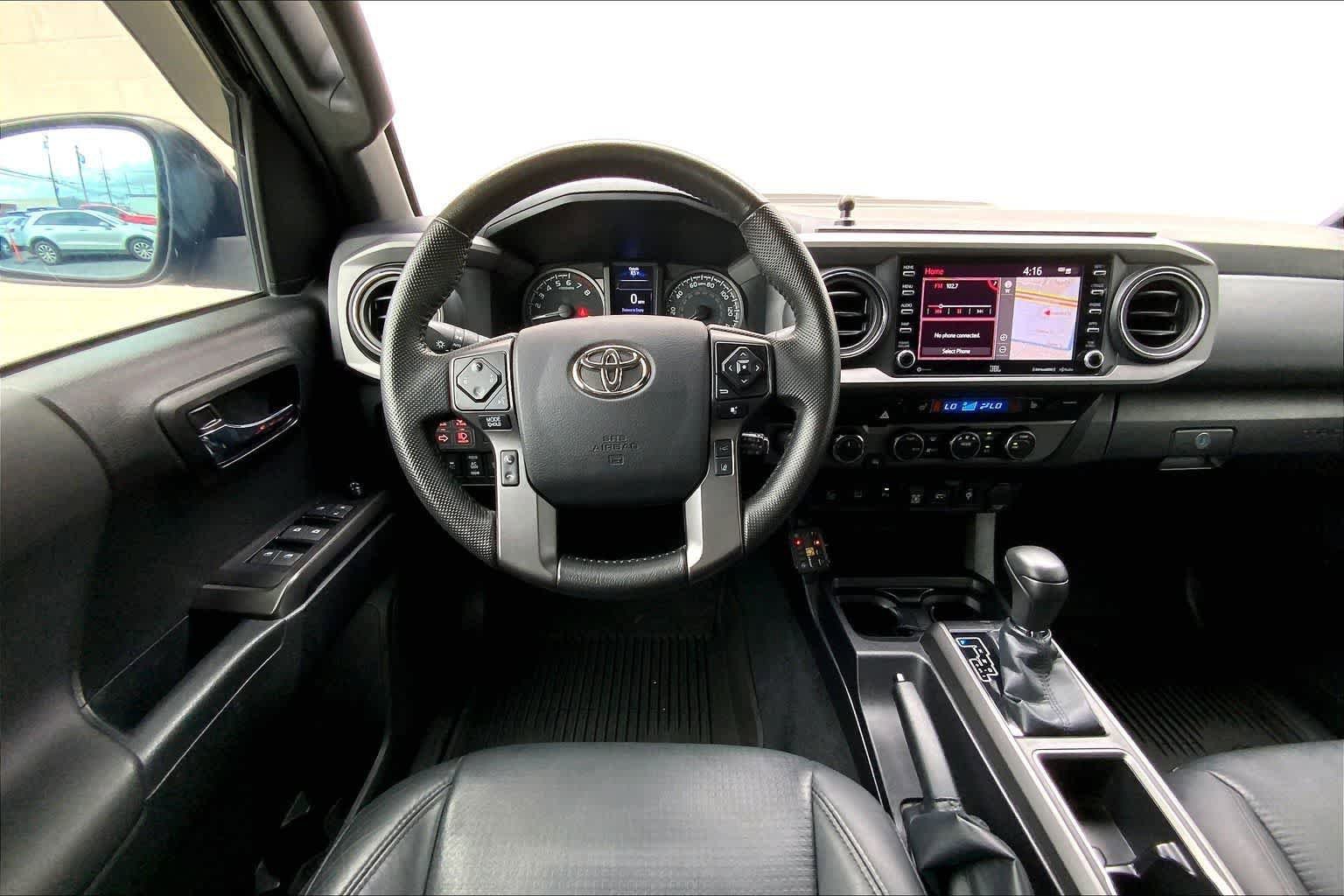 Used 2022 Toyota Tacoma 4x4 Double Cab image 14