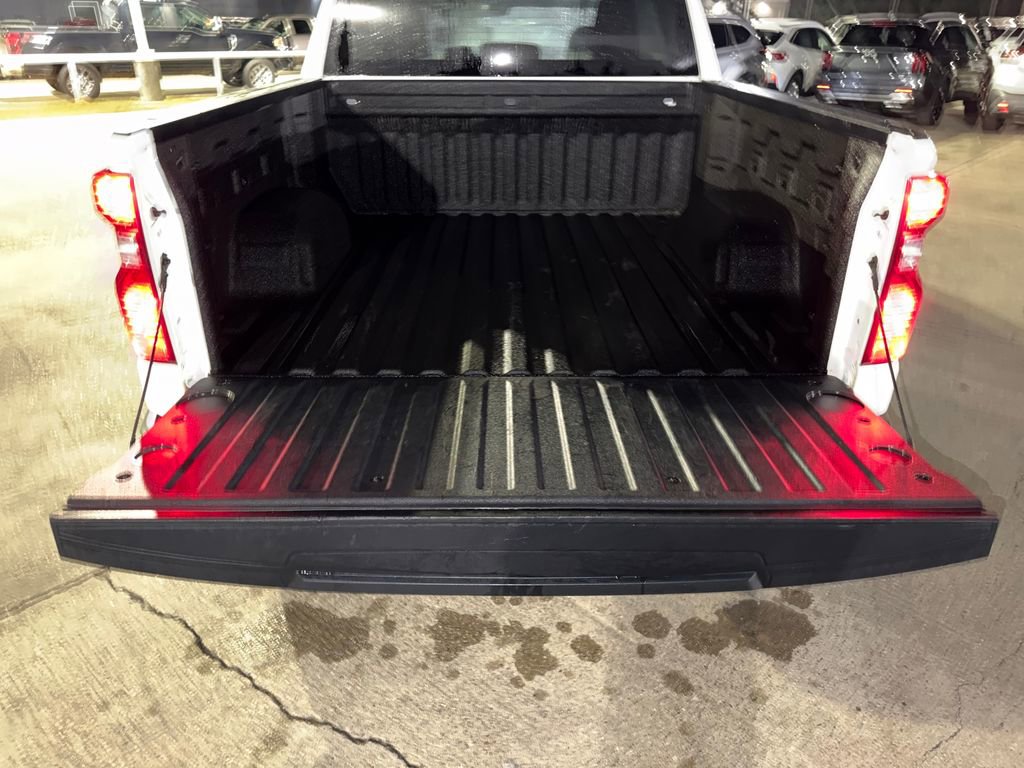 Used 2021 Chevrolet Silverado 1500 LT w/ Z71 Off-Road Package image 22