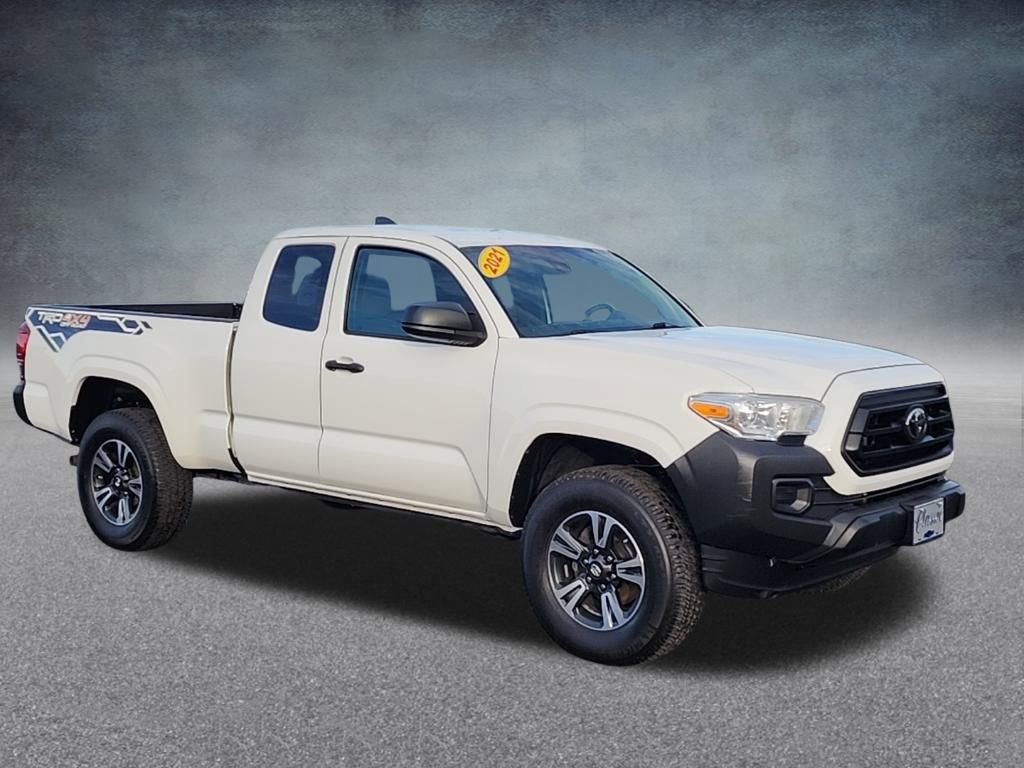 Used 2021 Toyota Tacoma SR image 3