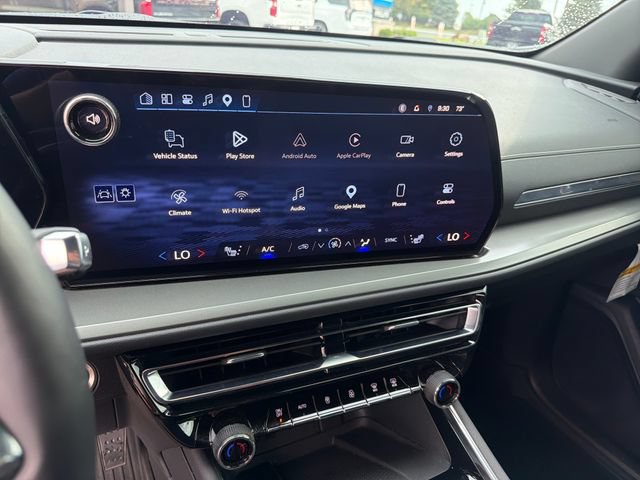 Certified 2024 Chevrolet Traverse LT w/ Midnight/Sport Edition FWD image 18