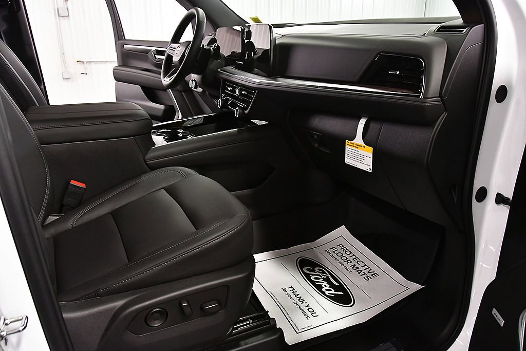 New 2026 Chevrolet Tahoe LT w/ Comfort Package AWD/4WD image 27