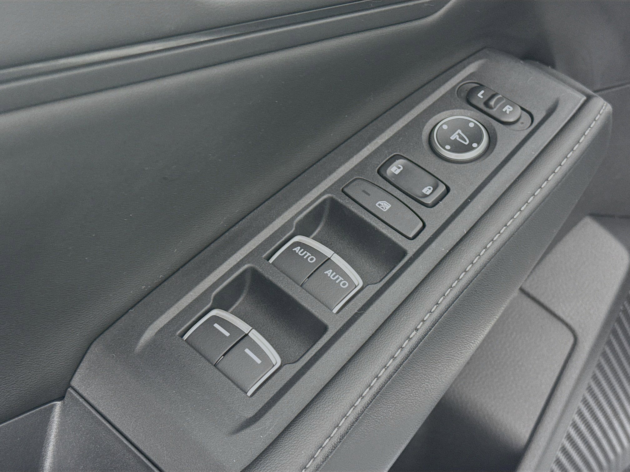 Certified 2023 Honda Accord Sport image 18