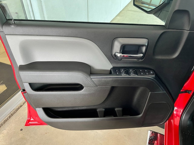 Used 2019 Chevrolet Silverado 1500 Custom w/ Custom Convenience Package image 16