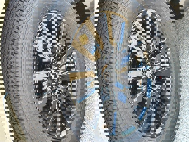 New 2026 Nissan Armada SV image 8