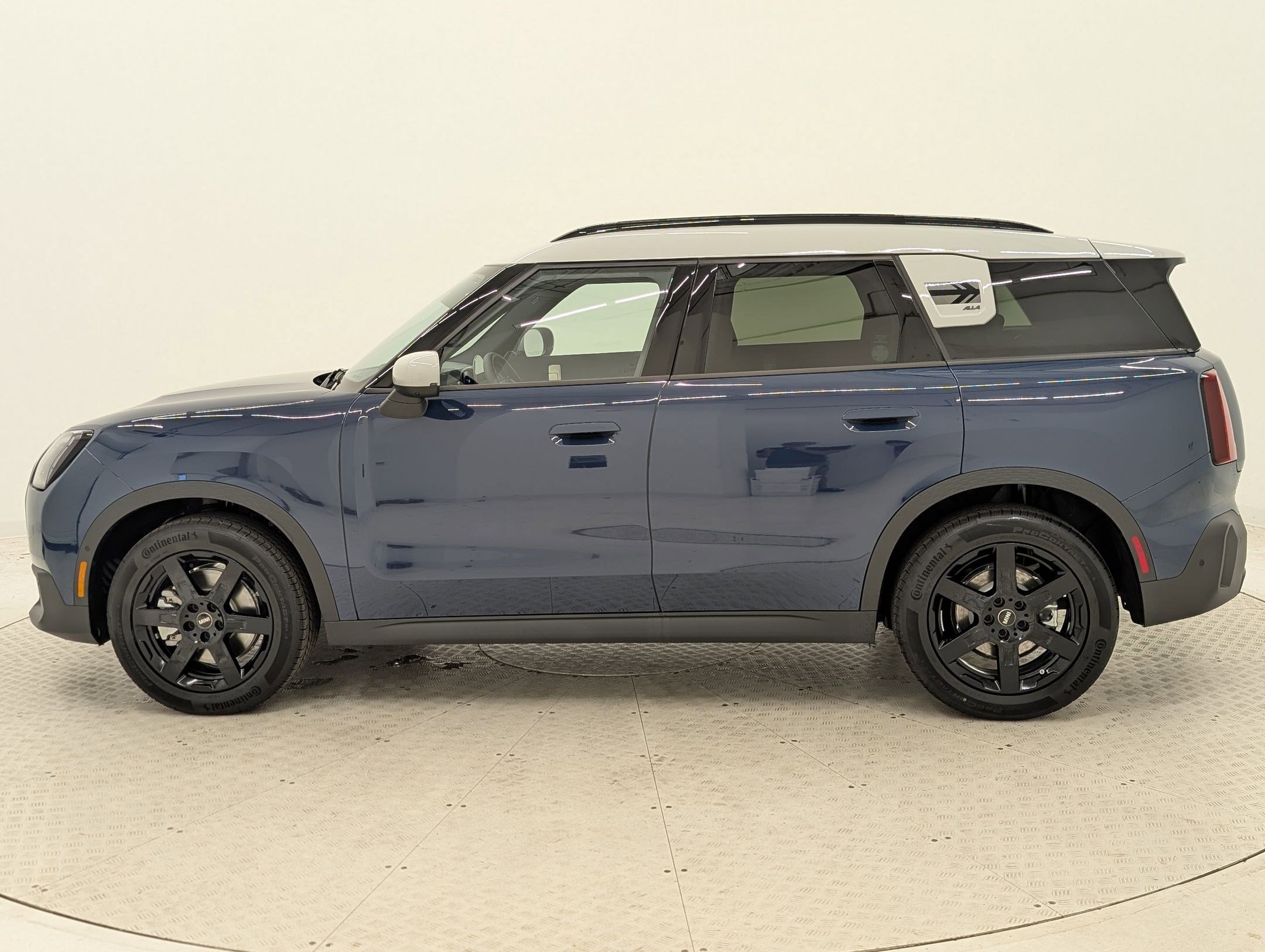 New 2026 MINI Cooper Countryman S image 2