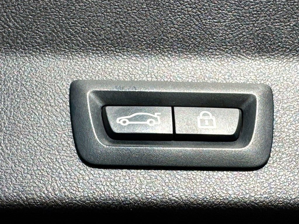 Used 2020 BMW X3 sDrive30i w/ Driving Assistance Package image 34