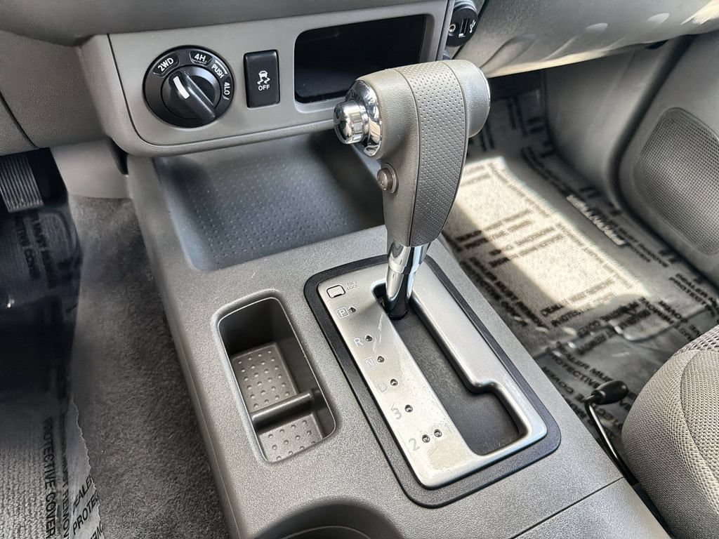Used 2019 Nissan Frontier SV AWD/4WD image 19