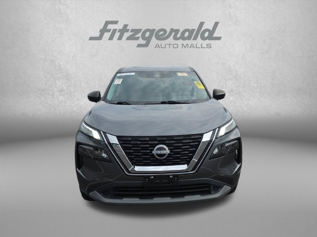 Used 2023 Nissan Rogue S AWD/4WD image 2