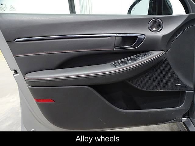 Used 2022 Hyundai Sonata N Line image 17